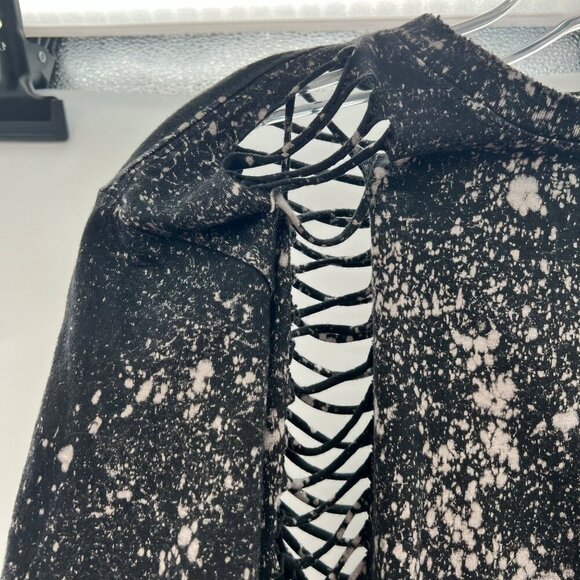 Gilded Intent Distressed Top Black/Gray Women's Size Small Tie Dye Short Sleeve - Picture 5 of 8